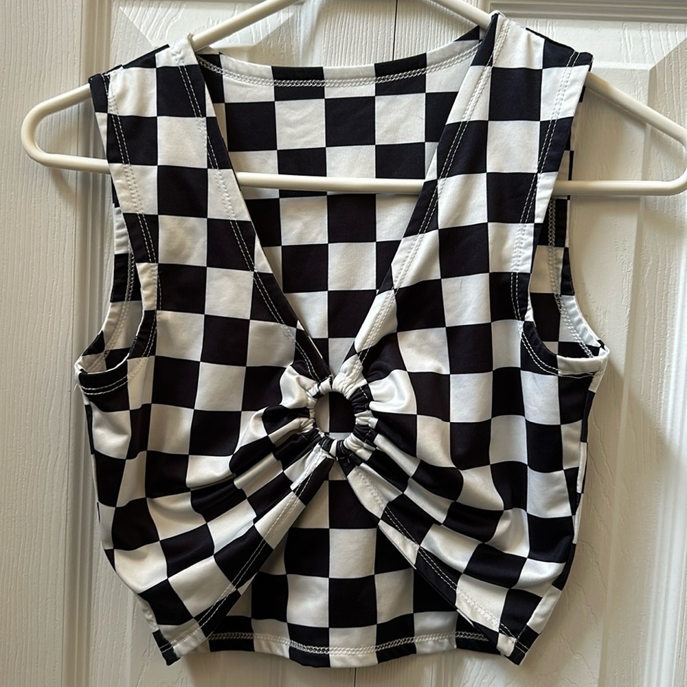 Crop top